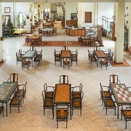 Front One Resort Indraloka Temanggung Zewnętrze zdjęcie